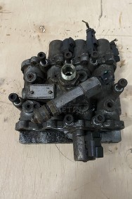 JCB 4CX - blok zaworowy skrzyni 459/10117-2