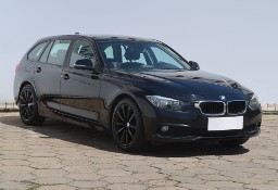 BMW SERIA 3 V (F30/F31/F34) BMW SERIA 3 , 187 KM, Klimatronic, Tempomat, Podgrzewane siedzienia
