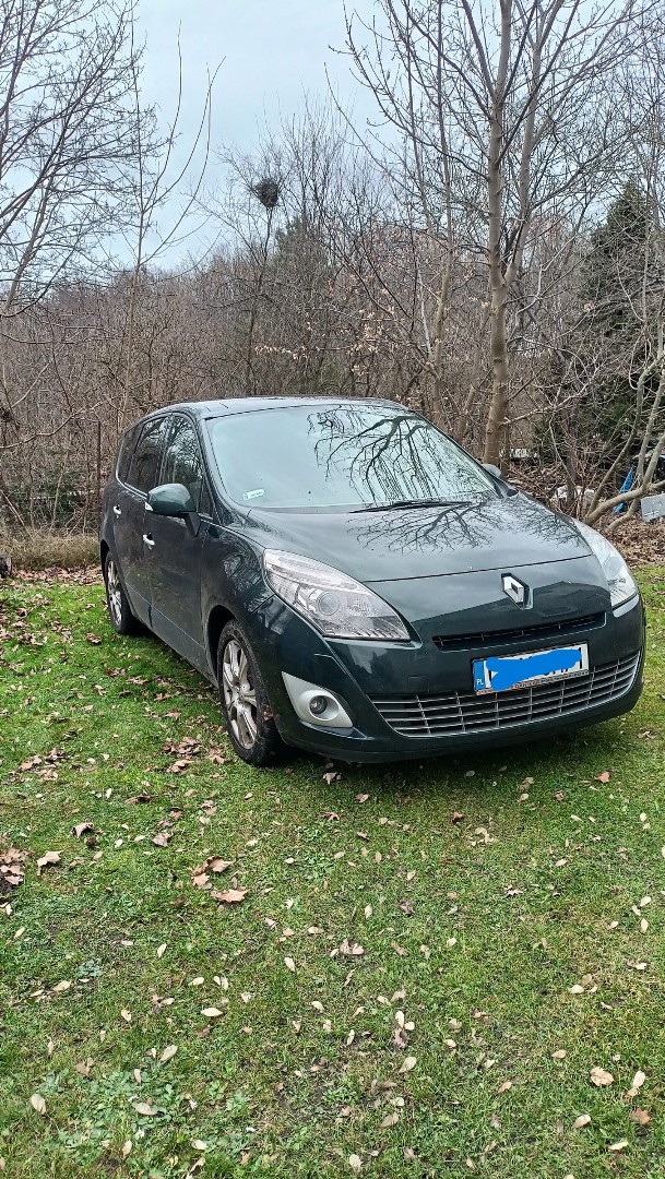 Renault Grand Scenic III 2010 z normą Euro5