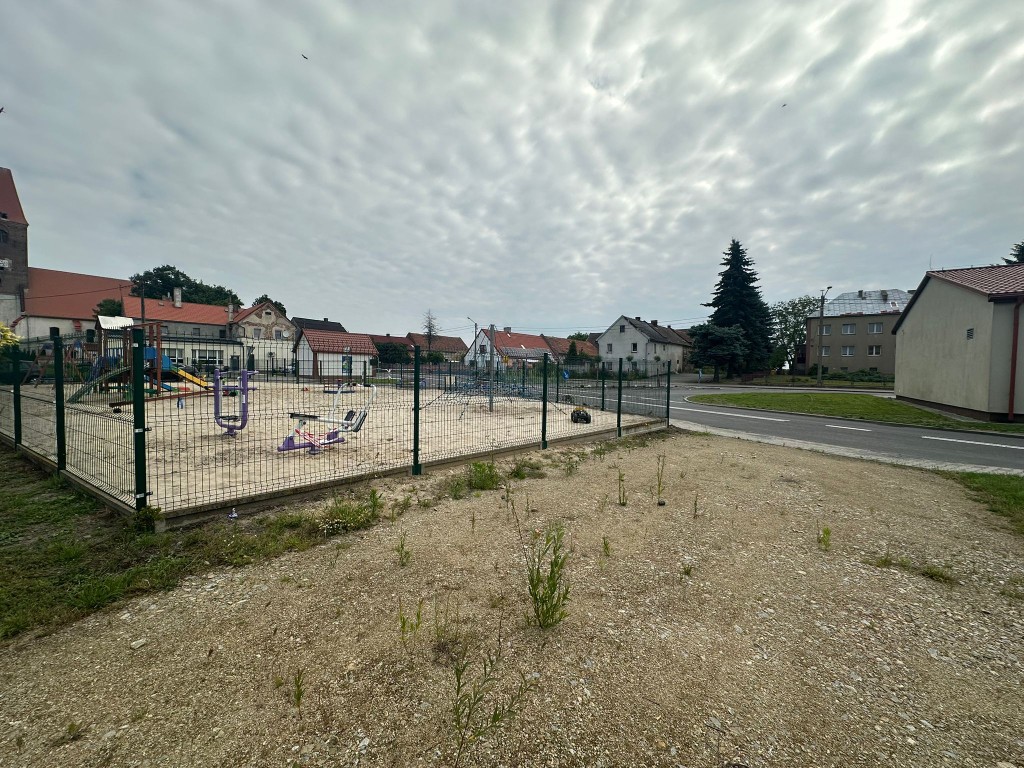 Działka budowlana 2 300 m² | MPZP – zabudowa mieszk.-usług. | Osiek, gm. Oława - Widok 5