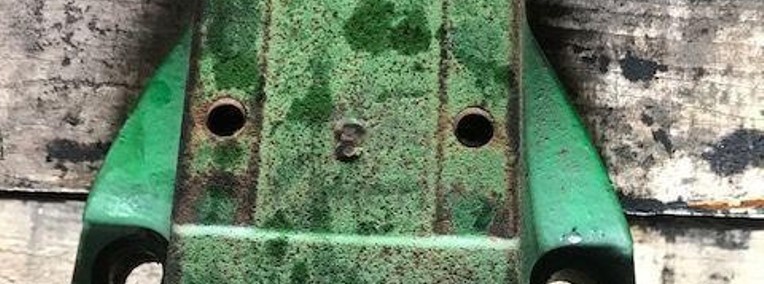 John Deere L216249 Podstawa Wspornika Błotnika John deere 6620 6630 6820 6830 6920 6930-1