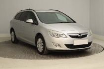 Opel Astra J , GAZ, Klima, Tempomat, Parktronic, Podgrzewane siedzienia