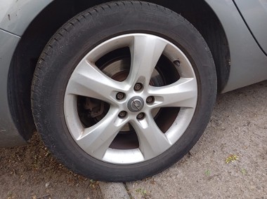 Sprzedam prywatny samochód Opel Astra J Kombi z niezawodnym silnikie-1