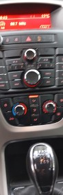 Sprzedam prywatny samochód Opel Astra J Kombi z niezawodnym silnikie-4