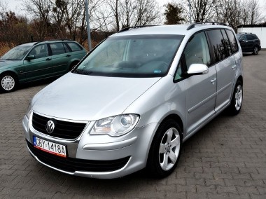 Volkswagen Touran I-1