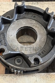 John Deere 8110 8210 8310 8410 Nośnik Kół Planetarnych R108469-2