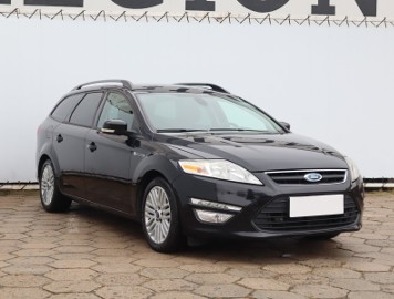 Ford Mondeo VII , Navi, Klimatronic, Tempomat, Parktronic,