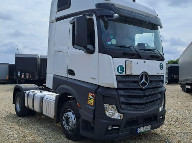 Mercedes-Benz Actros-1