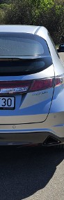 Honda Civic VIII UFO -4