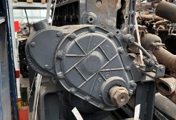 Mercedes OM 352 OM 352 5,7 L Silnik Blok Pokrywa CZĘŚCI 3520150201 3621880102