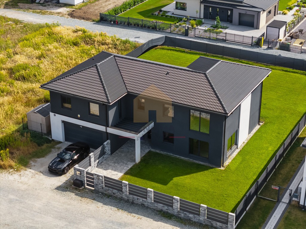 Nowoczesny dom 280 m² | działka 1000 m² | Domasław