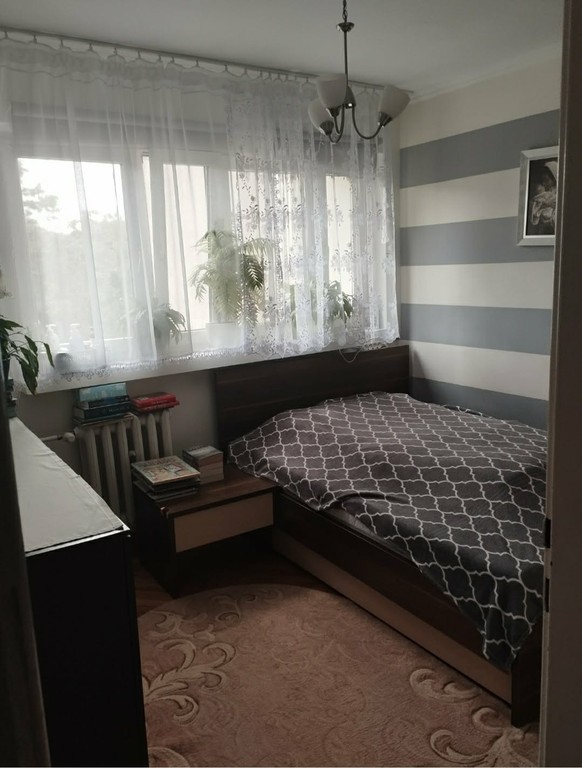 Mieszkanie 3 pokoje; 44 m2 (bez piecyka); balkon; piwnica