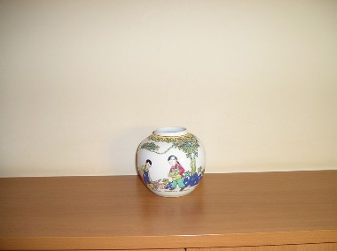 Wazonik,- chińska porcelana-1