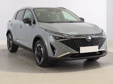 Nissan Qashqai III , 1. Właściciel, Serwis ASO, Automat, VAT 23%, Skóra, Navi,-1