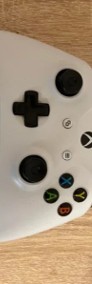 Sprzedam Xbox One S + pad-4