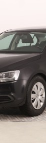 Volkswagen Jetta VI , Salon Polska, Klima, Parktronic, Podgrzewane siedzienia-3