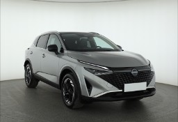 Nissan Qashqai III , 1. Właściciel, Serwis ASO, Automat, VAT 23%, Navi,