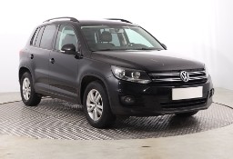 Volkswagen Tiguan , Salon Polska, Klimatronic, Parktronic