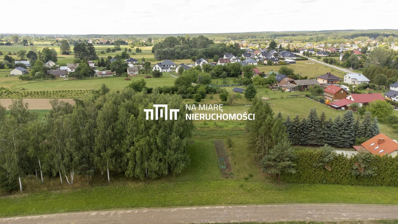 Zacisze z wygodnym dostępem do miast - Więcej