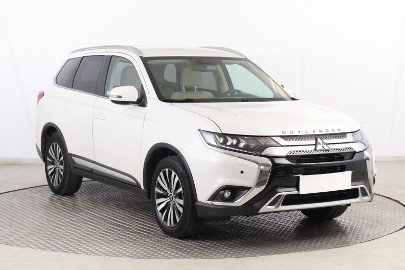 Mitsubishi Outlander III Salon Polska, GAZ, Automat, 7 miejsc, Klimatronic, Tempomat,