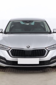 Skoda Octavia IV , Salon Polska, Klimatronic, Tempomat, Parktronic-2