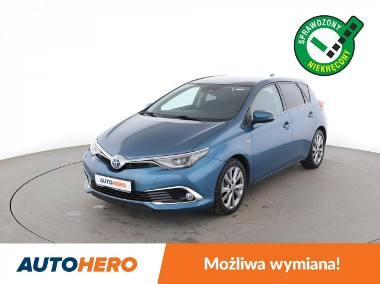 Toyota Auris II hybryda panorama navi kamera grzane fotele ACC-1