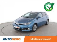 Toyota Auris II hybryda panorama navi kamera grzane fotele ACC