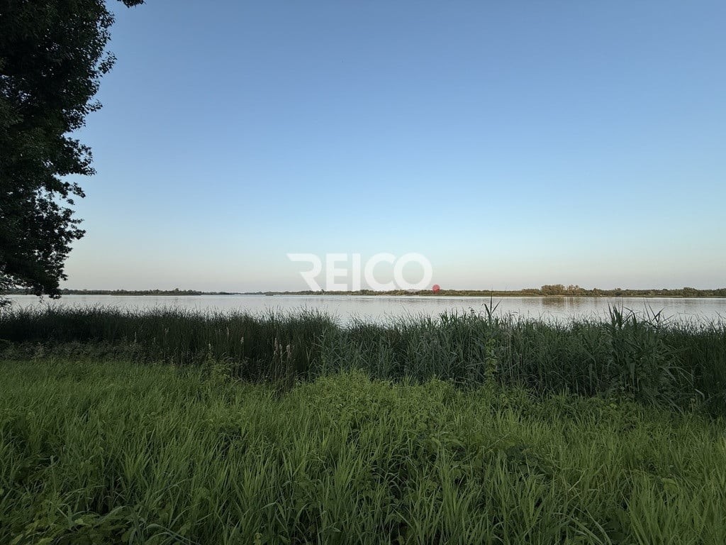 Pierwsza linia zabudowy nad Narwią - Vista 2