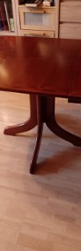 Sprzedam rozkładany stół drewniany, w kolorze orzecha. -3