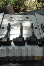 Pokrywa silnika Mitsubishi Carisma-2