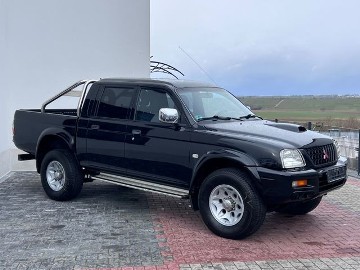 Mitsubishi L200 2.5 TD 115KM Intense