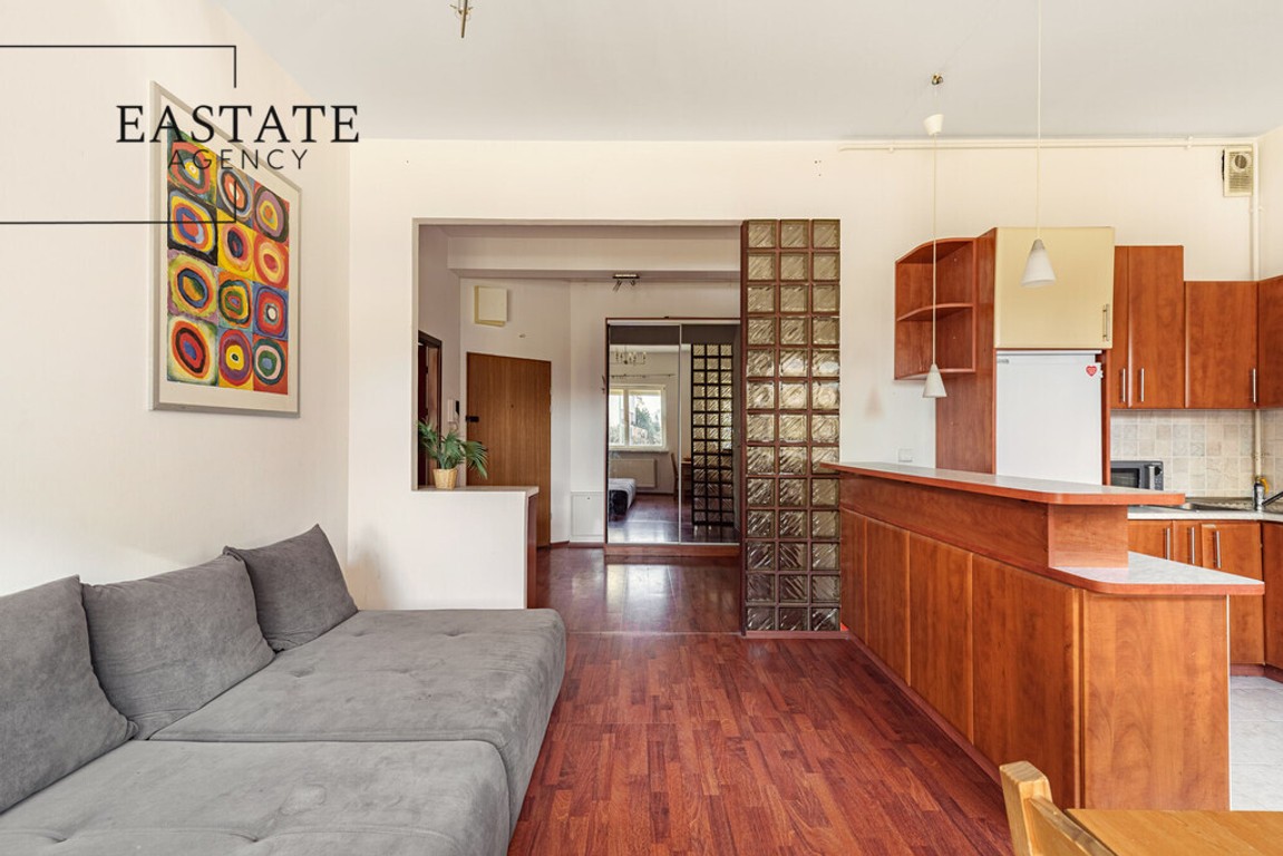 Przestronne | Wysokie 3,1m | 2 pokoje | metro | las – pohled 6