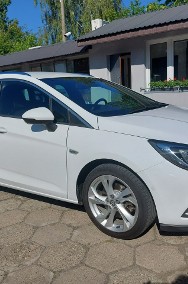 Opel Astra J 1,6 TDCI 136 KM Automat Kamera Grzane fotele Zarejestrowany-2