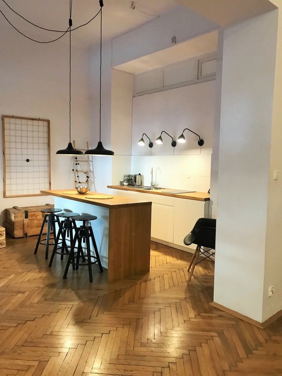 Kawalerka do wynajęcia, 66 m² Stare Miasto, Sebastiana