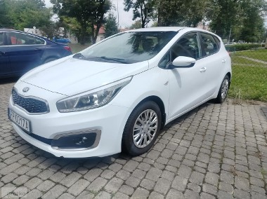 Kia Cee'd II-1