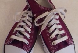 Buty – tenisówki czerwono-białe, do sprzedania