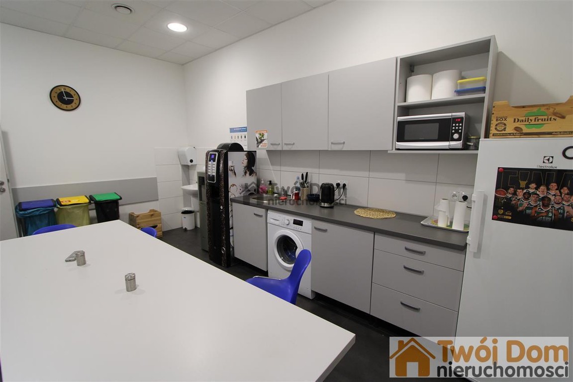 KARŁOWICE | Biuro 67 m²+zaplecze socjalne| Parking – pohled 6