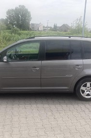 Volkswagen Touran I-2