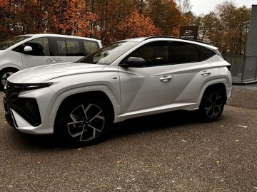 Hyundai Tucson III 1.6 T-GDi HEV N-Line 2WD aut 1.6 T-GDi HEV N-Line 2WD aut 215KM