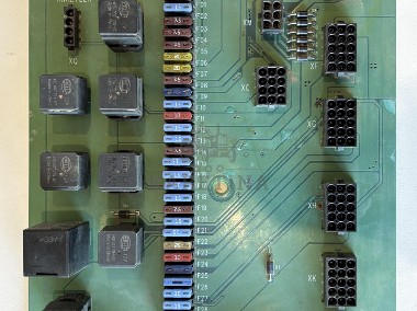 JLG 266 LOPRO 307 TH Płyta Główna Elektryczna Bezpieczników Przekaźników 1001134580-1