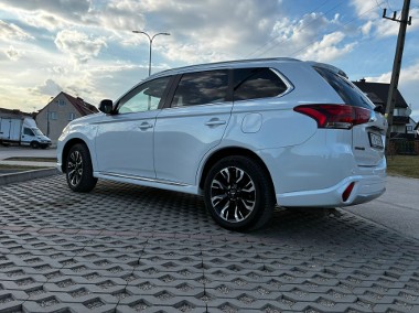 Prywatny  Outlander PHEV 4x4 | Hybryda + LPG | Android-1