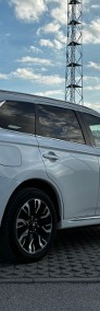 Prywatny  Outlander PHEV 4x4 | Hybryda + LPG | Android-3