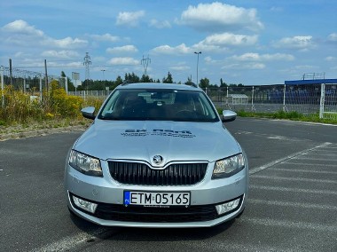 Skoda Octavia Apple CAR, GRZANA PRZEDNIA SZYBA-1