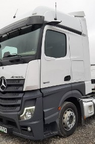 Mercedes-Benz actros-2