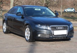 Audi A4 IV (B8) , Skóra, Xenon, Bi-Xenon, Klimatronic, Parktronic,