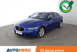 Jaguar XE I Prestige, jasne wnętrze, bi-xenon, navi, grzane fotele, kamera i czu