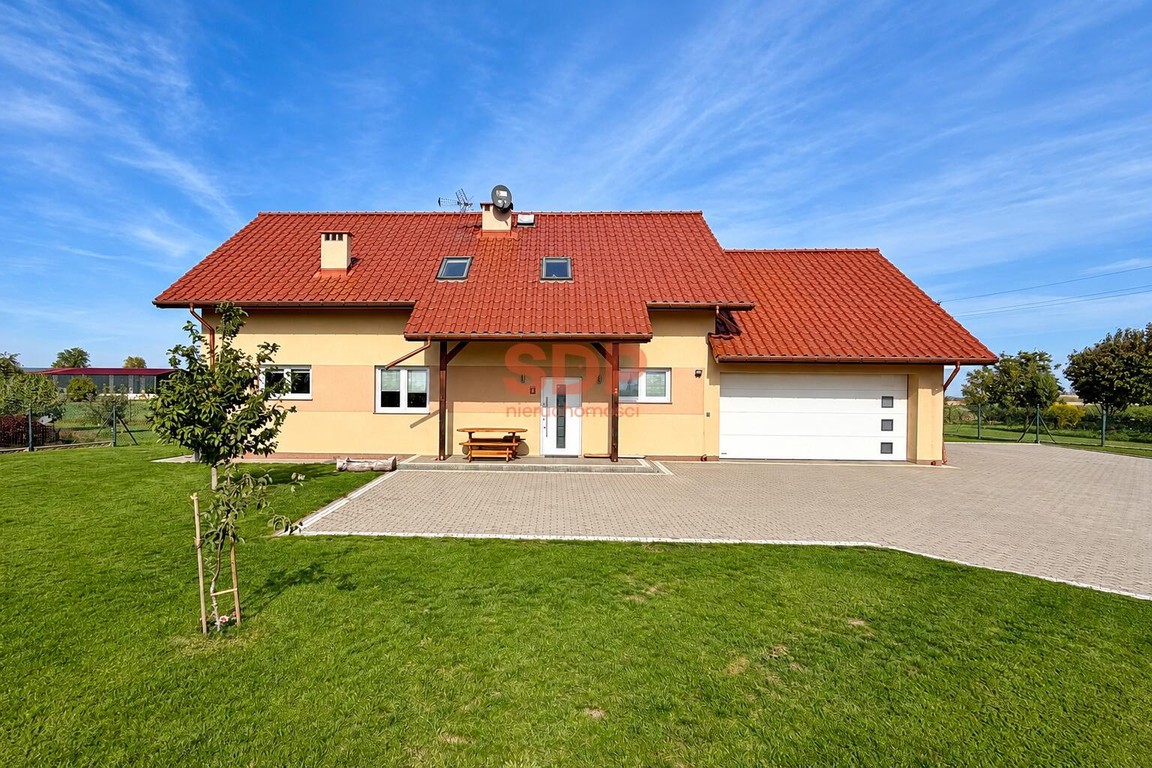 Dom na sprzedaż, 6 pokoi, 205 m², Domaniów