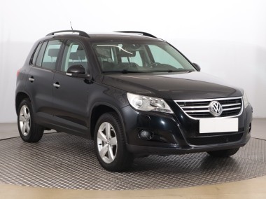 Volkswagen Tiguan , DSG, Klimatronic, Tempomat, Parktronic,-1