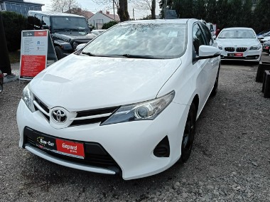 Toyota Auris II-1