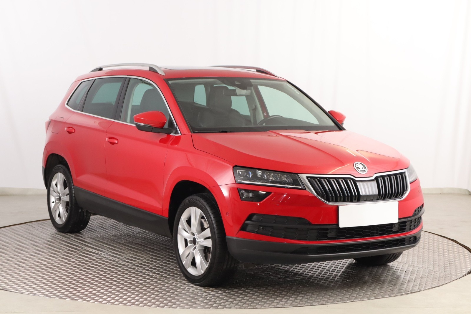 Skoda Karoq , Salon Polska, Automat, Skóra, Navi, Klimatronic, Tempomat